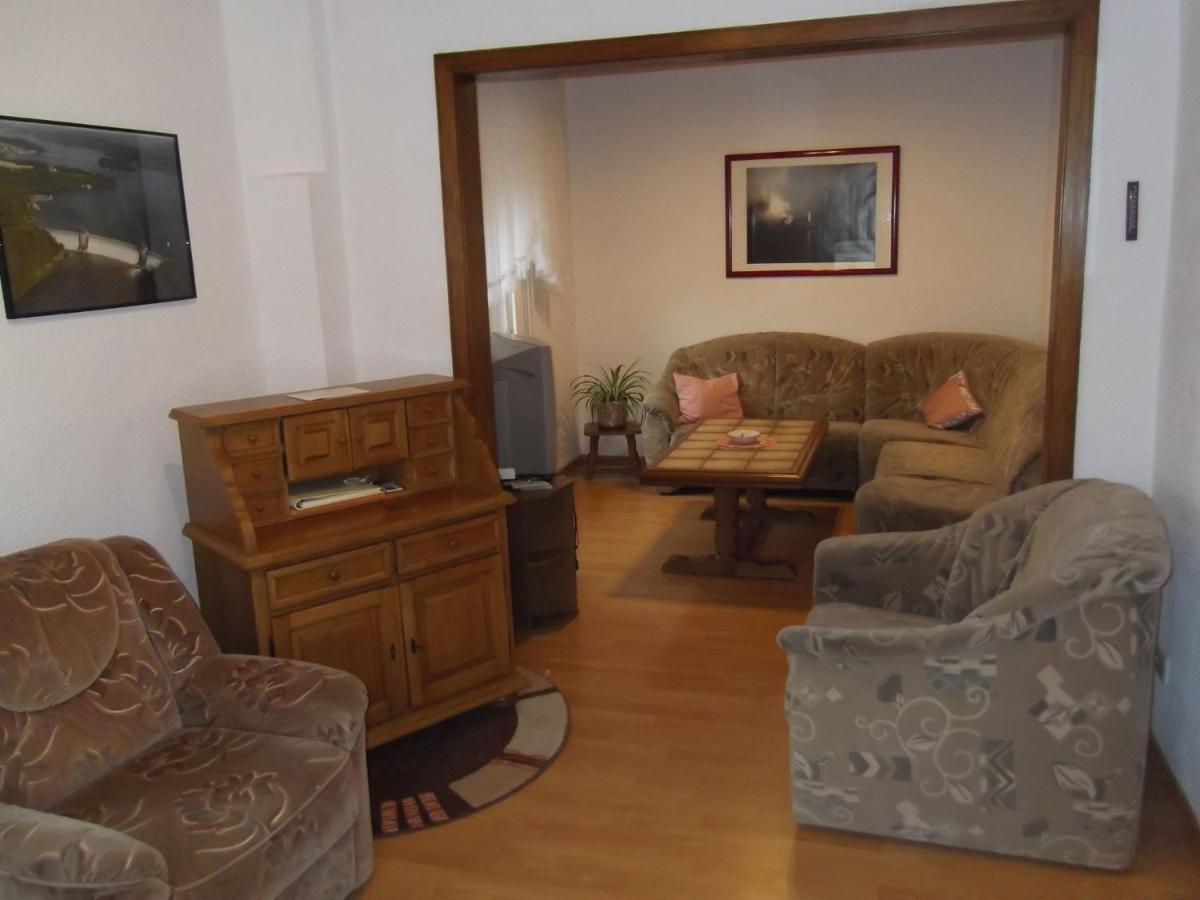 Ferienhaus Und Ferienwohnung Knappstein Möhnesee エクステリア 写真